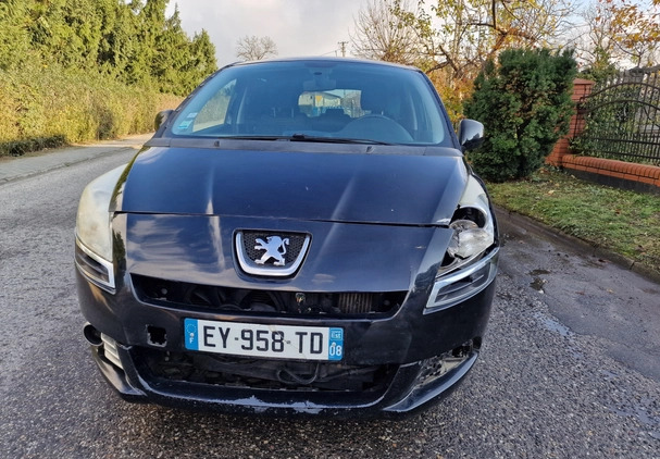 Peugeot 5008 cena 10900 przebieg: 232800, rok produkcji 2010 z Praszka małe 254